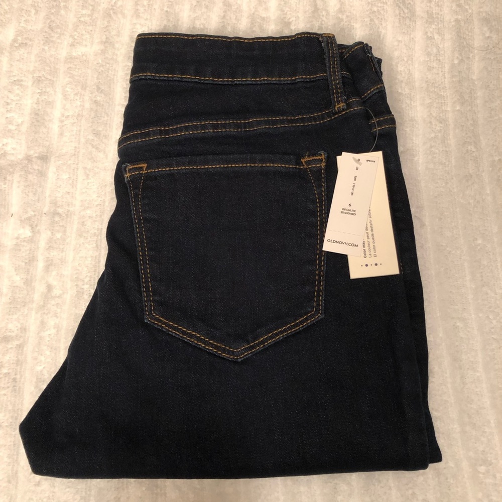 NWT - Old Navy Size 6 Rockstar Skinny Jeans